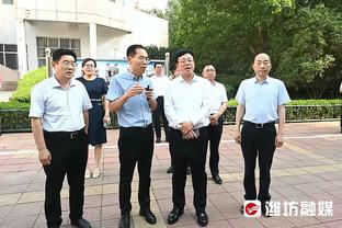 邮报：曼联将在决定拆除或翻新主场前，咨询球迷们的意见